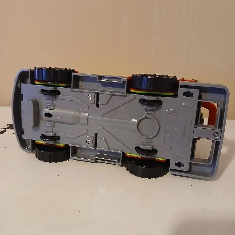 Paw Patrol Marshall's Red Ride N Rescue Transforming 2-in-1 Playset & Fire Truck